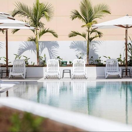 Modern 1 Brm Apartment With Pool Close To Beach Gold Coast Luaran gambar