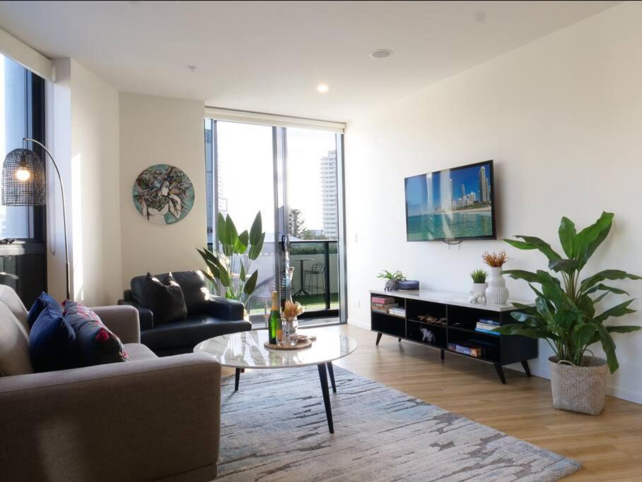 Modern 1 Brm Apartment With Pool Close To Beach Gold Coast Luaran gambar